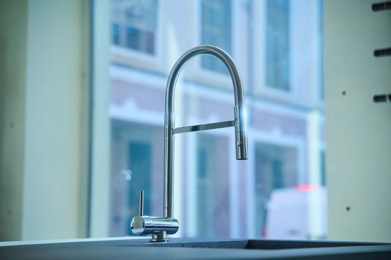 Under Window Kitchen Tap, folding spout to reach 6 cm, handle on LEFT side, with 360° swivel spout and 2-jets removable Spray, Chrome