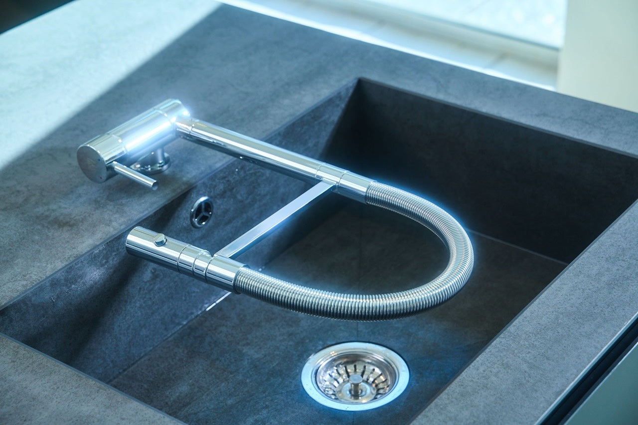 Under Window Kitchen Tap, folding spout to reach 6 cm, handle on LEFT side, with 360° swivel spout and 2-jets removable Spray, Chrome