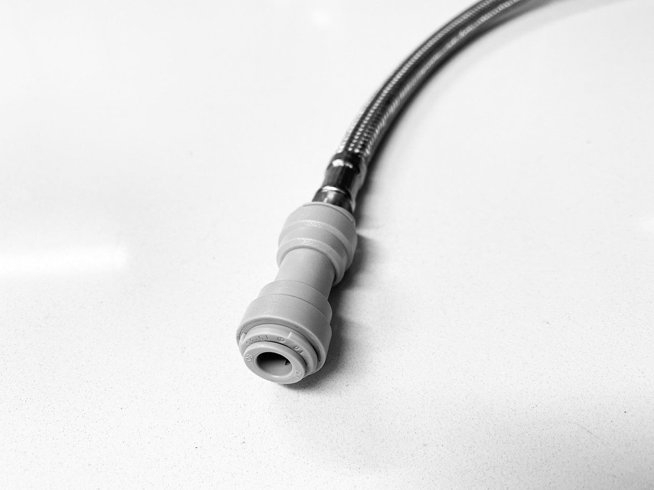 Flexible tube, 35 cm long, with M10x1 thread and 6mm plug connection