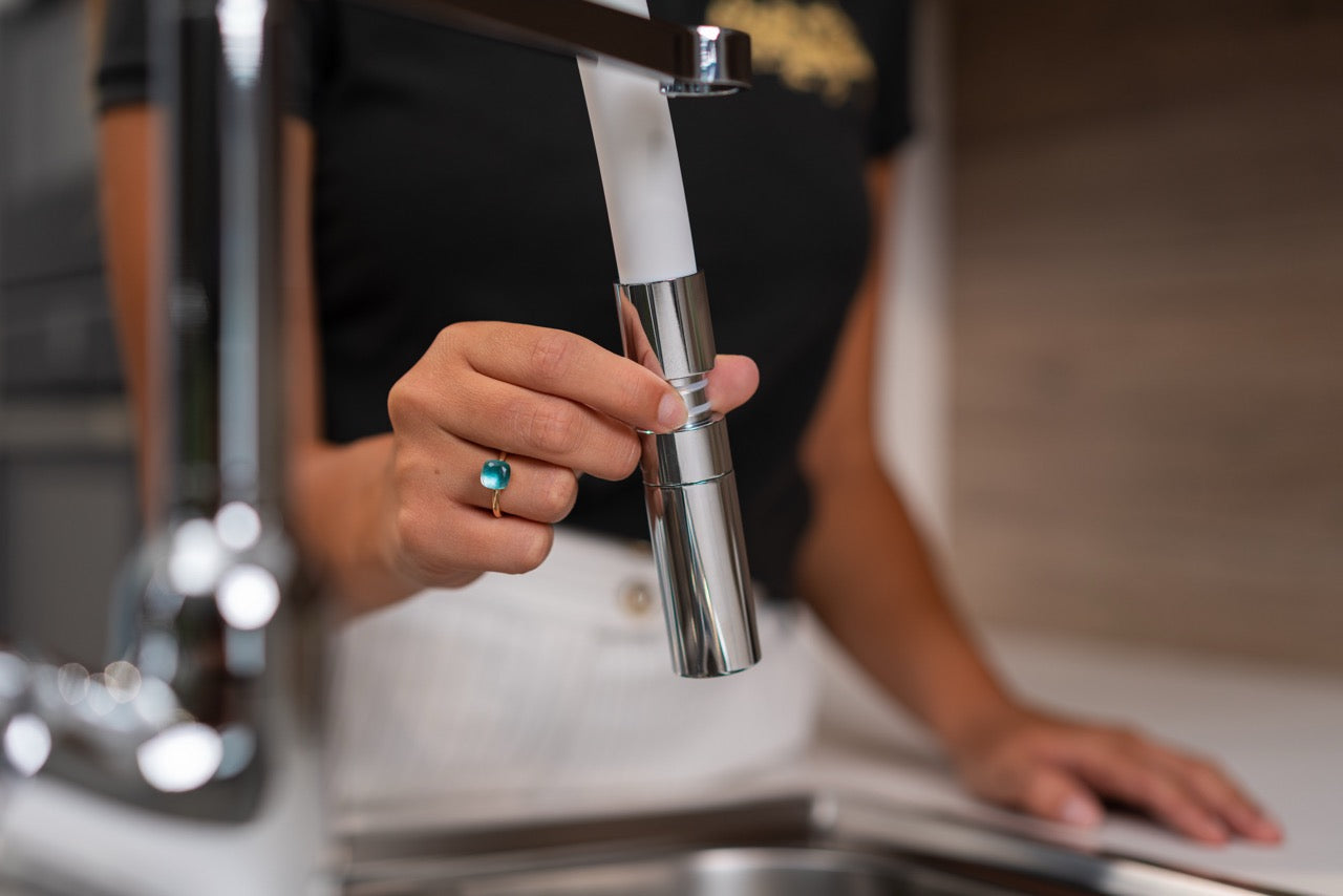 Rubinetto cucina monocomando, BOD, canna girevole 360° e doccetta 2 getti movibile, Cromato / Bianco